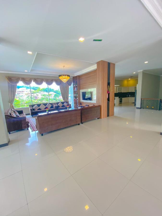 Villa Andalus 3 Puncak Eksteriør bilde