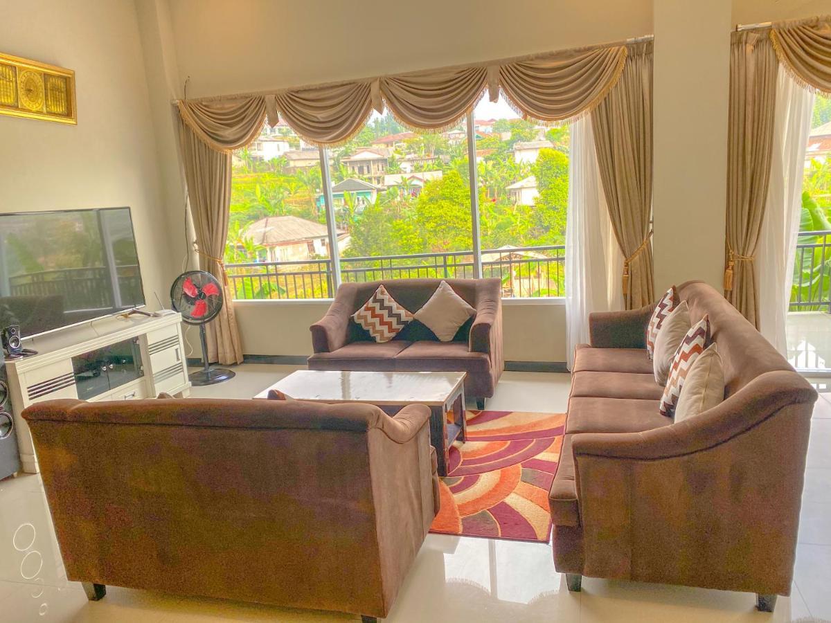 Villa Andalus 3 Puncak Eksteriør bilde