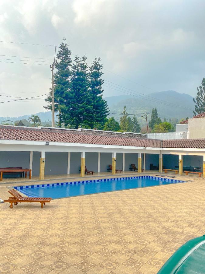 Villa Andalus 3 Puncak Eksteriør bilde